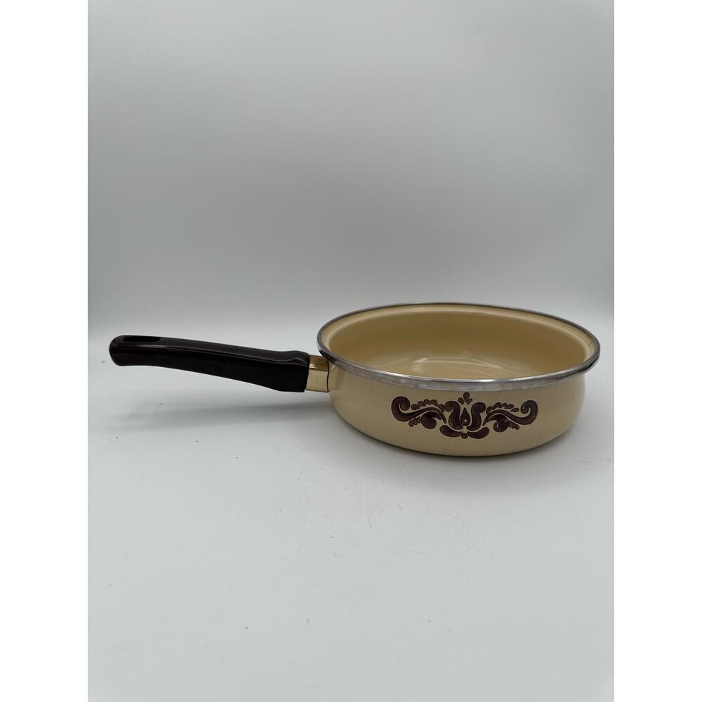 Vintage Pfaltzgraff 7" Metal Skillet Fry Pan Village Brown and Tan Made in USA